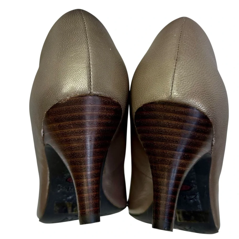Clarks Metallic Gold Open-Toe Leather Pumps Size 6.5 - Picture 8 of 11